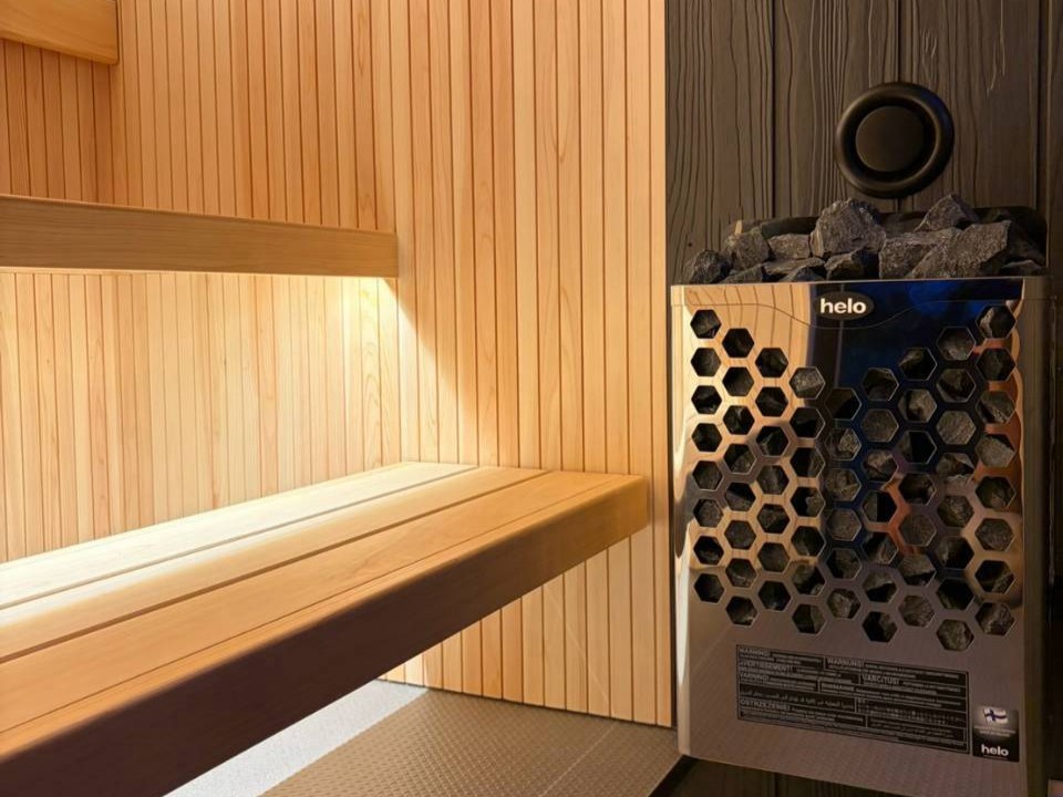 屋外用サウナ「MORI SAUNA YAKISUGI」 東京品川ショールーム